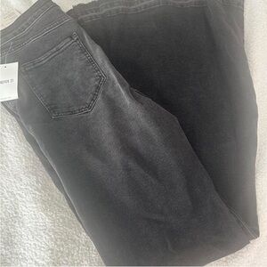 Forever 21 Women's Dark Gray Straight Leg Flare Jeans